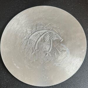 Everlast Hammered Aluminum Trivet with Cork Pad
